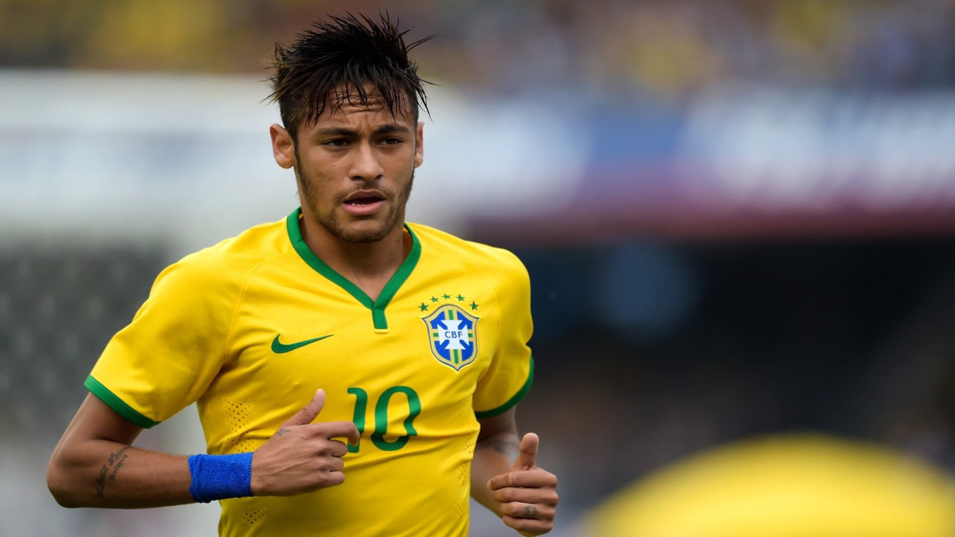 “中超主场观众破纪录，体育热情高涨”，中超现场观赛指南